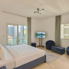 Charming Room Bath inside & Balcony