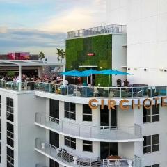 CIRC Hotel By Hosteeva