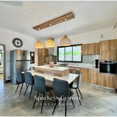 SG19 Villa Serenity Lux