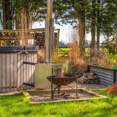 The Cowshed - Uk50803