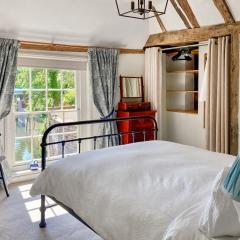 The Friars Apartment, Eastbridge Hospital