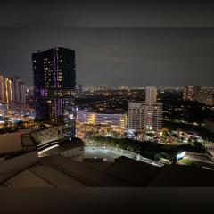 Orchard Tower with Netfix by AquHome