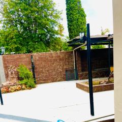 QHAWEKAZI GUEST HOUSe