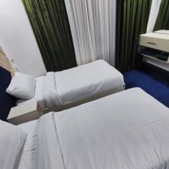 هوتيل وموتيل دانزه