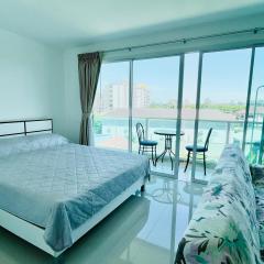 Bangsaray Beach Condo B421 บางเสร่ บีช