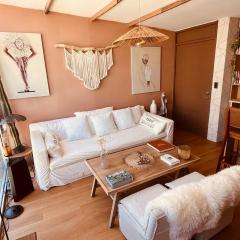 Luz, diseño y confort frente al mar - Península