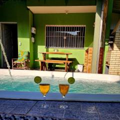 Casa para Temporada em Ubatuba-Piscina Privativa, Churrasqueira e Conforto Completo