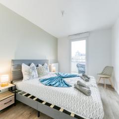 Le Trendy Terrasse - 5" Gare Bussy - 9" de Disney