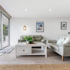 Luxury Spacious 3 Bedroom Apartment - Gold Coast