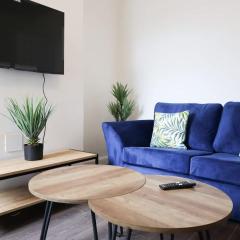 Queen Mary's - 2 Ensuites - Wi-Fi - Free Parking