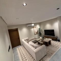 Elegant 3-Bedroom Apartment Smart Entry