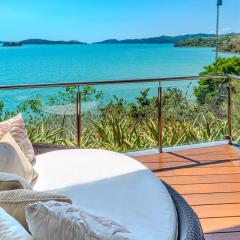 Edge 18 Waterfront Luxury