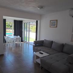 Nane Garden house with heat pool