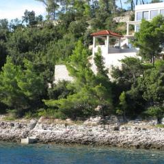 Beachfront Luxury Villa with Private Pool & Stunning Sea Views