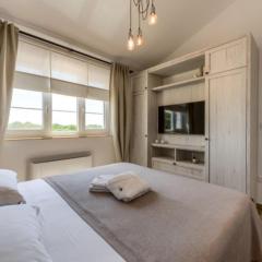 Rustic Villa Perosa With Heating Pool