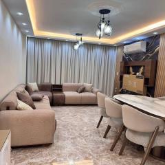 شقه مكونه من 3 غرف فندقيه للسياح