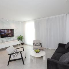 Sea Side Luxury- סי סייד