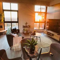 Lineal with SuperSized TV & Backup water power