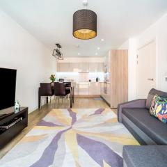 Luxury Docklands 2Bed apt- Close to Excel- Canary Wharf- City Airport - 02 Arena- Free Parking- PS 4