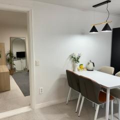 연남동 홍대입구역 3번 출구 5분 거리 넓은 숙소