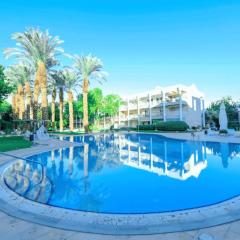 Royal Park Residence by Sea N' Rent