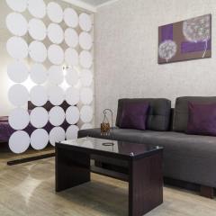 Exclusive apartment direct at the