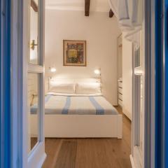 The Luxury Roma Amor