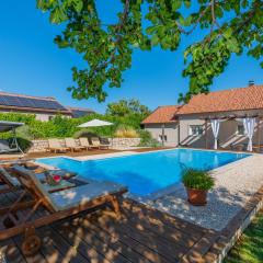 Vacation house Ivanka