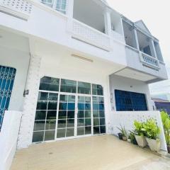 Ananda BETONG HOMESTAY