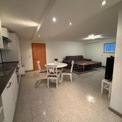 MainZeit Albertshofen 2 Zimmerwohnung Parkplatz