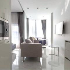 Prime 1BR in Sukhumvit 11 CentralStylishModern