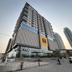 Montressa Executive Stay- Elysium Tower Opposite Centaurus Mall Islamabad