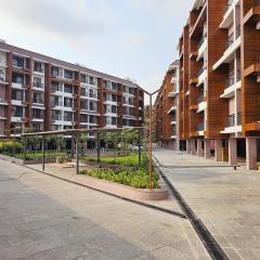 Serene 1BHK Getaway Apartment in Candolim Goa with Pool, Balcony & Kitchen