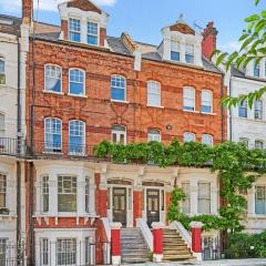 Stylish Garden Flat in Kensington Olympia