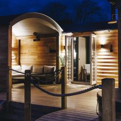 Nestledstays - The Hide