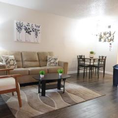 Comfy Central Walk to Zilker Downtown!