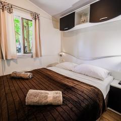 Three Bedroom Mobile Home with Lake View