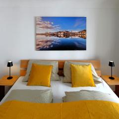 Charming Old Town Apartment - Central and Cozy