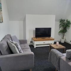 Quiet & Cozy 1-Bedroom Apartment , Folkestone