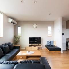 1棟貸し 駐車3台可 自転車レンタル可 嵐山へ続くサイクリングルート沿いの貸し切りヴィラ