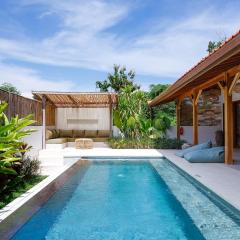 Walk to Beach&Center 2BR Pool Villa Melati