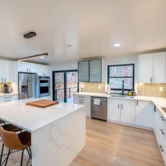 Modern Entire Home Near UVA