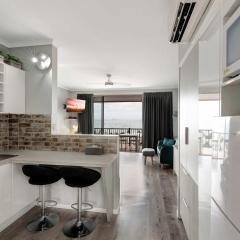 Ocean View 16A Studio Pool & Spa Wi-Fi