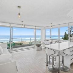Oceanfront Serenity At Main Beach