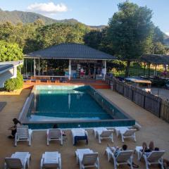 Revolution Hostel Pai