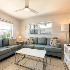 2bd 1ba Sunset 3 3Mins to Beach