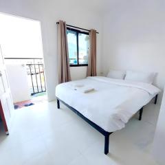 Bao Patong Beach - Phuket Island x Pro