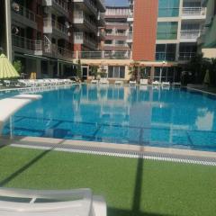 BlueWave Pool Apartaments