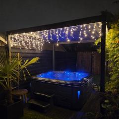 "Huisje op de Veluwe" met privé Jacuzzi en Bar!
