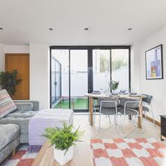 Tavistock Mews by Artsy